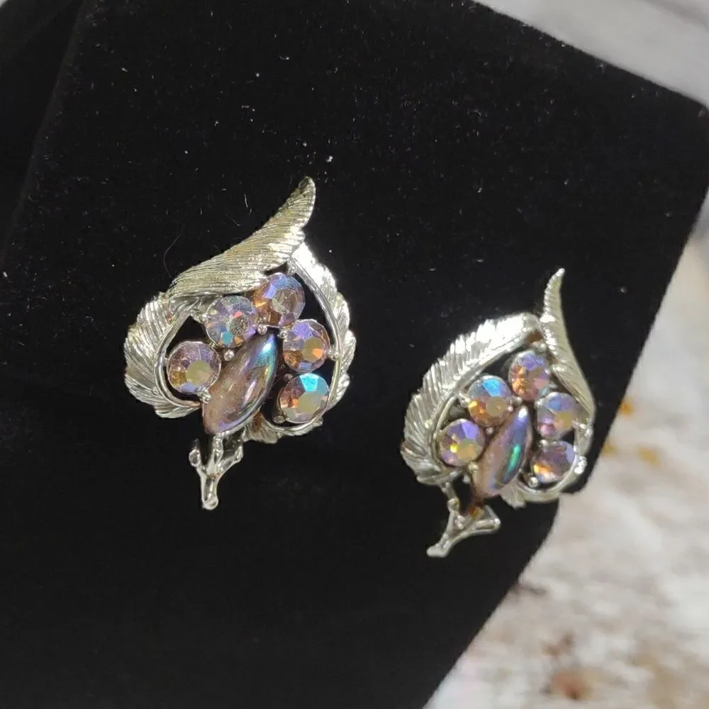 Beaded Silver Tone Clip Earrings.  B1